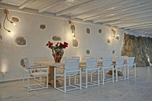 Posedenie v ubytovaní Luxury Mykonos Villa Villa Mykonos Luxurious Private Pool Kastro