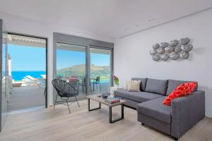 Foto dalla galleria di Executive Rhodes Villa Villa Gaia Stunning Sea Views 3 Bedrooms Lindos a Líndos