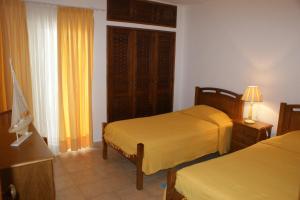 Gallery image of Villa Da Colina 3 Bedrooms Sea Views A Few Minutes Walk To The Beach Vale Do Lobo in Vale do Lobo