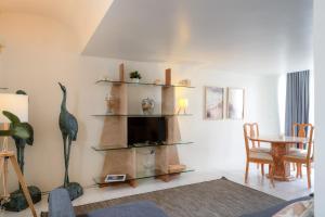 Et tv og/eller underholdning på Marina Views