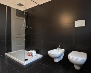 A bathroom at L'albero Di Famiglia