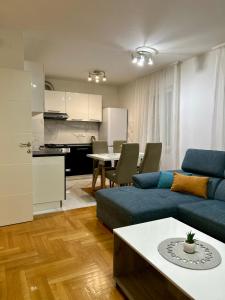 Et opholdsområde på Centrum Apartman