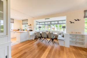 Η κουζίνα ή μικρή κουζίνα στο Caras Hus