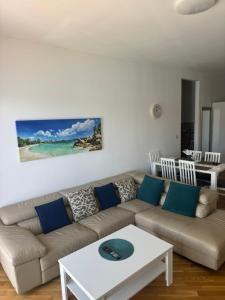 Posezení v ubytování Alex Lux sea view apartment 1