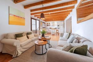 Posezení v ubytování Ca Na Rieres Pollensa - by EMERALD STAY