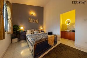 Postel nebo postele na pokoji v ubytování EKOSTAY - Moonlight Villa + 24 fotografií