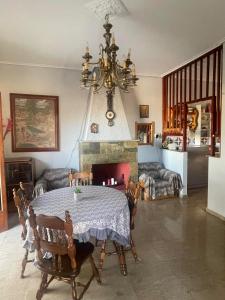 Χώρος καθιστικού στο Roula's House +9 φωτογραφίες