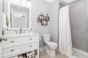 ジェノバにあるSpacious 2082 sq ft Home & 1 Mile Walk 2Town/Riverのギャラリーの写真