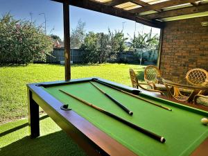 O masă de biliard de la Sydney Blue Mountain Haven 4BR