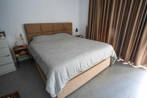 En eller flere senge i et værelse på Vila Mirko + 19 billeder