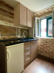 Η κουζίνα ή μικρή κουζίνα στο sar 5