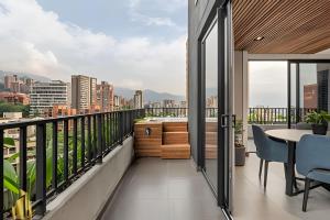 Balkón nebo terasa v ubytování Morph 1602 - Luxury escape in Poblado/Jacuzzi/AC