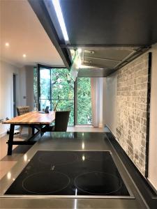 Fotografie z fotogalerie ubytování Lovely Room in Modern Apartment London v destinaci Hendon