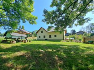 Κήπος έξω από το Chalupa Petra