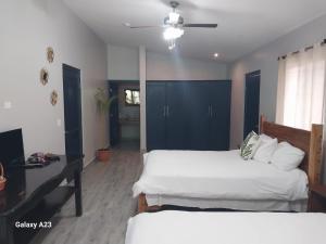 Katil atau katil-katil dalam bilik di Casa Honey