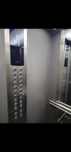 Fotografie z fotogalerie ubytování Stunning modern villa apartment in mountains v destinaci Bejrút