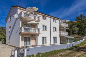 Fotografie z fotogalerie ubytování Apartments in Povile 39116 v destinaci Povile