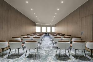 Madrid Marriott Hotel Princesa Plaza的商務中心和／或會議室