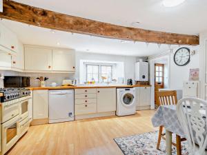 Afbeelding uit fotogalerij van 1 Bed in Rode 91715 in Woolverton