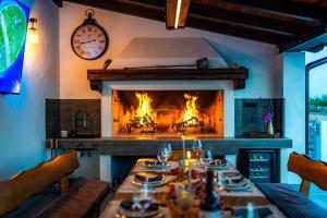 Gambar di galeri bagi NEW! Luxury Villa Meden Dol with heated pool, Hot-Tub, 2 Saunas di Skradin