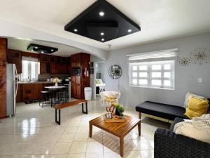 Gallery image of Casa Monte Verde - Heated Pool in Quebrada Grande