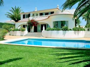 Φωτογραφία από το άλμπουμ του Villa Do Lobo Ocean View 5 Bedrooms Sensational Sea Views Private Pool σε Almancil