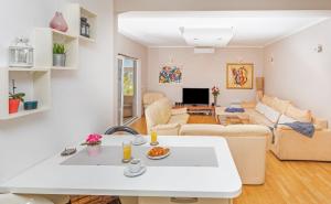 Istumisnurk majutusasutuses Stunning Dubrovnik Villa 9 Bedrooms Villa Zaton Deluxe Amazing Sea Views