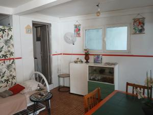 Η κουζίνα ή μικρή κουζίνα στο Maison Saint AREME +11 φωτογραφίες