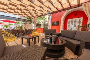 Istumisnurk majutusasutuses Luxury villa with a swimming pool Turanj, Biograd - 18216