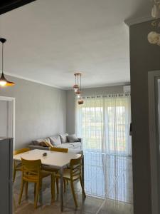 Φωτογραφία από το άλμπουμ του Emma's Apartments στα Τίρανα