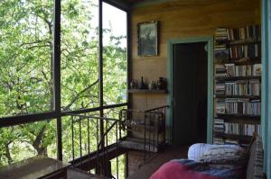 Biblioteca de l'hostal o pensió