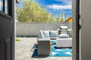 Χώρος καθιστικού στο St Louis Premier Studio Escape Luxe Stay Near Vegas Strip