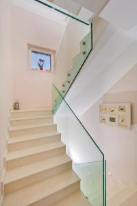 Galeriebild der Unterkunft Beautiful Dubrovnik Villa 5 Bedrooms Villa Gold Dubrovnik Stylish Furnishings Wonderful Sea Views Orasac in Orasac