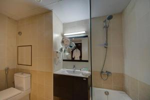 Koupelna v ubytování Ajman Beach Hotel