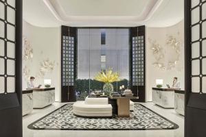 Istumisnurk majutusasutuses Shangri-La Nanshan, Shenzhen, Stay for 2 consecutive nights and enjoy breakfast