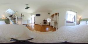 Telewizja i/lub zestaw kina domowego w obiekcie Il Pieddo