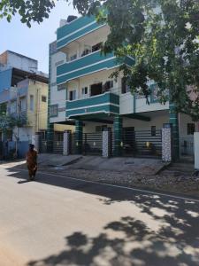 Το κτήριο όπου στεγάζεται  το διαμέρισμα