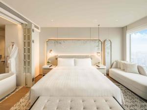 Voodi või voodid majutusasutuse Shangri-La Nanshan, Shenzhen, Stay for 2 consecutive nights and enjoy breakfast toas