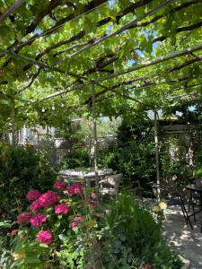 Giardino di Mari Guest House