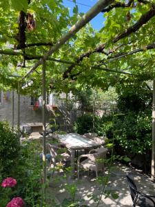 Giardino di Mari Guest House