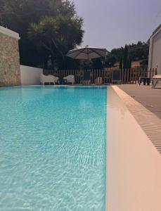 Bazén v ubytování 3M Hostel & Suites nebo v jeho okolí