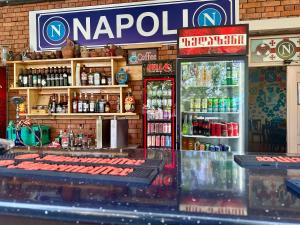 Joogid majutusasutuses Napoli Nataxtari hotel,pool,bar,kamping