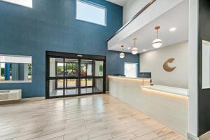 Vstupní hala nebo recepce v ubytování Comfort Suites Longview North + 37 fotografií