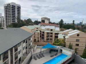 Gallery image of Central urban nest with pool gym free parking in Perth +16 photos