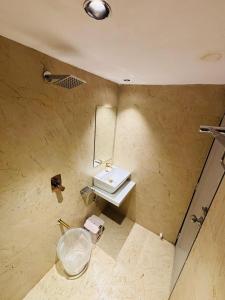 Koupelna v ubytování Hotel Isra Comfort Inn