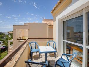 A balcony or terrace at Lovely Apartment near Seabeach
