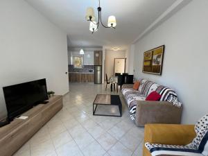 TV a/nebo společenská místnost v ubytování Relax Apartments Golem