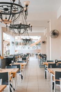 A restaurant or other place to eat at Viking Garden Hotel