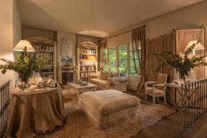 Χώρος καθιστικού στο WISTERIA Holiday Home