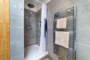 Koupelna v ubytování TinyGreens B & B